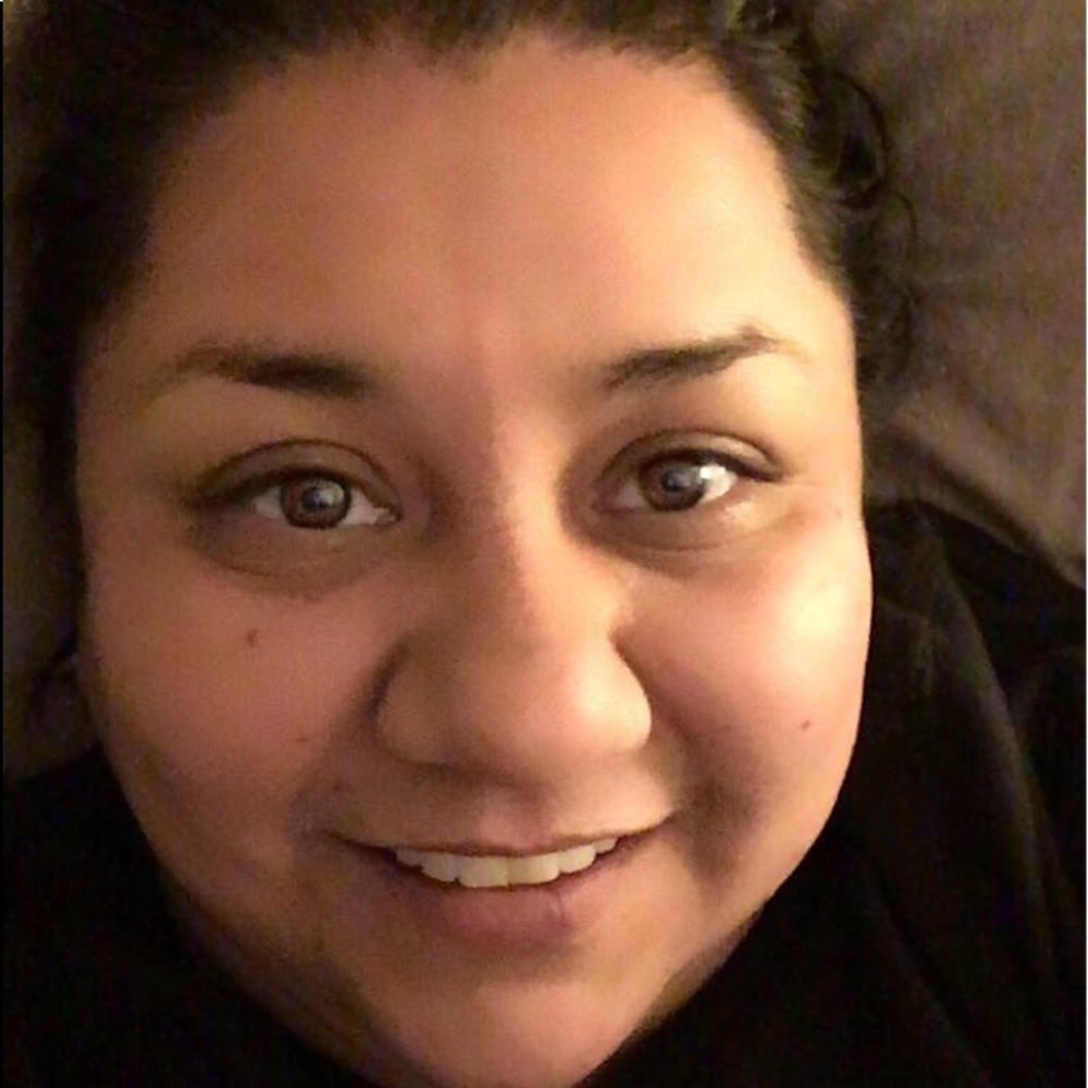 Meet your Posher, April